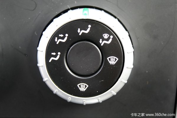 福田 拓陆者B 精英版 2.8L柴油 95马力 两驱 双排皮卡驾驶室图（38/70）