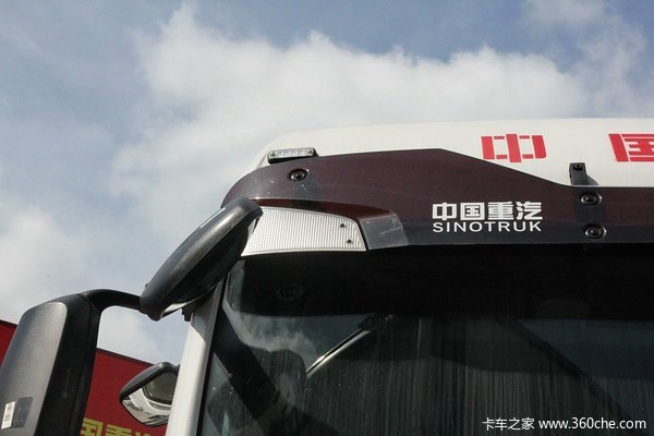 中国重汽 HOWO T5G重卡 240马力 6X2 厢式载货车底盘(ZZ1257K56CGD1)外观图（14/55）