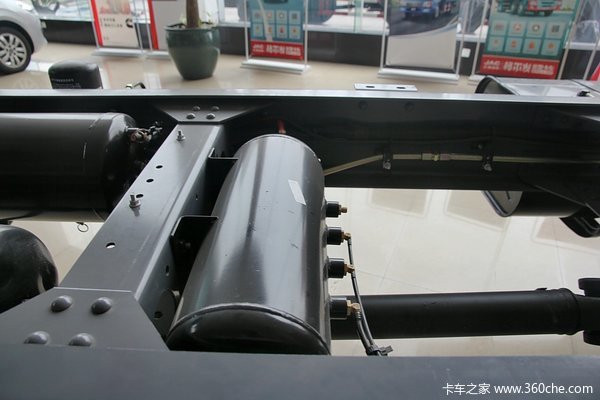江淮 格尔发K3系列中卡 180马力 4X2 载货车底盘底盘图（59/76）