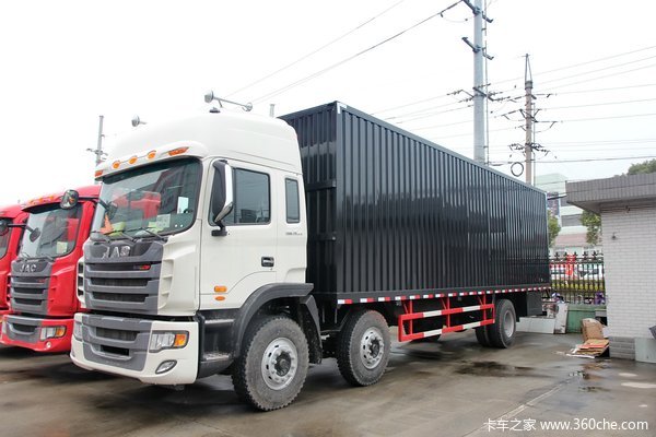 江淮 格尔发K3系列重卡 220马力 6X2 厢式载货车外观图（3/26）