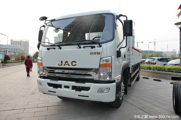 江淮 帅铃威司达W530 165马力 4X2 6.75米排半栏板载货车(HFC1121P70K1E1)