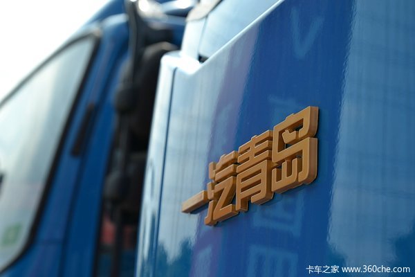 青岛解放 麟V中卡 140马力 4X2 6.2米厢式载货车(CA5145XXYP40K2L5E4A85-3)外观图（19/38）