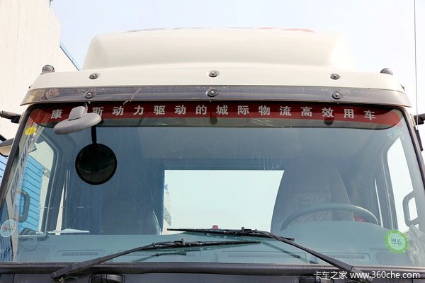 福田 奥铃CTX中卡 168马力 4X2 排半载货车底盘(BJ5169XXY-AA)外观图（12/27）