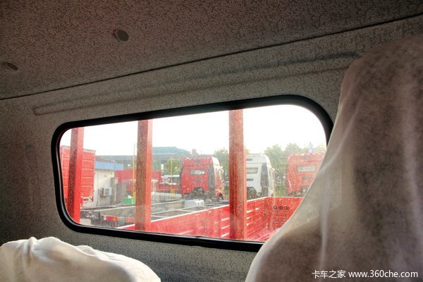 青岛解放 虎VH 120马力 4X2 5.17米单排栏板载货车(CA1081P40K2L2BE4A84)驾驶室图（32/32）