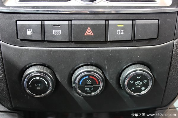 卡威 K1 舒适型 3.2L柴油 四驱 双排皮卡驾驶室图（21/34）