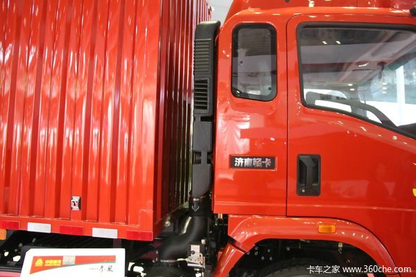 中国重汽HOWO轻卡 160马力 4X2 5.75米排半厢式(ZZ5127XXYG451CD1)外观图（26/26）