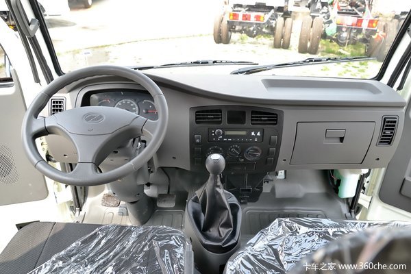 依维柯 跃进 小福星S50 1.8L 柴油 双排微卡驾驶室图（11/48）
