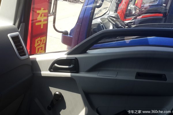 中国重汽 豪曼 130马力 4X2 3.95米自卸车(ZZ3108F18DB0)驾驶室图（13/14）