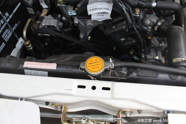 福田 萨普Z6 征服者 2.4L汽油 136马力 两驱 双排皮卡(舒适版)底盘图（14/17）