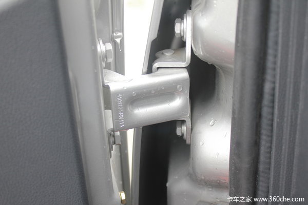 南骏瑞逸 1.3L 82马力 汽油 单排栏板式微卡驾驶室图（6/46）
