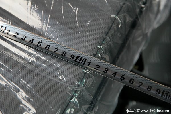 江淮 骏铃H530 154马力 4X2 6.8米排半载货车底盘驾驶室图（57/57）