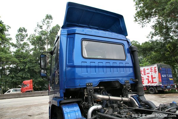 大运 N6中卡 165马力 4X2 6.8米载货车底盘外观图（48/55）