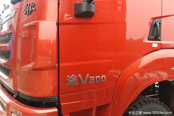 青岛解放 途V重卡 300马力 8X4 排半载货车底盘(CA1313P2K2L7T4BE4A80)外观图（9/10）