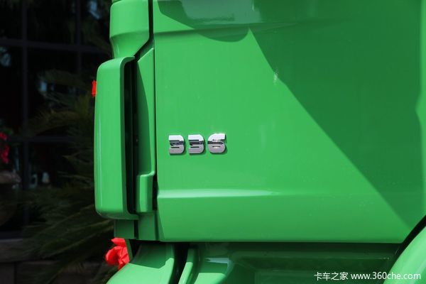 陕汽 德龙新M3000 336马力 8x4 新型环保渣土车(SX3316HR326)外观图（42/48）