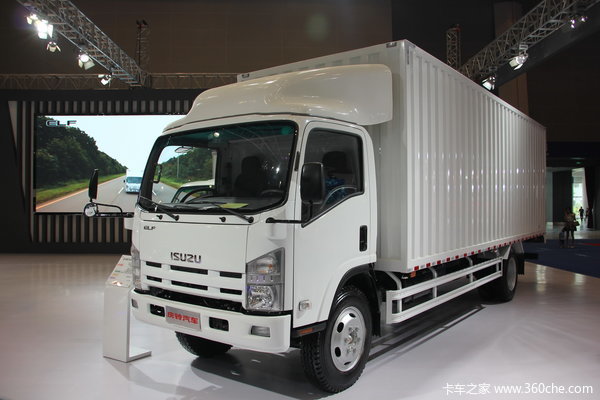 庆铃 五十铃700P 188马力 4X2 厢式载货车(QL11019PARY)外观图（4/27）