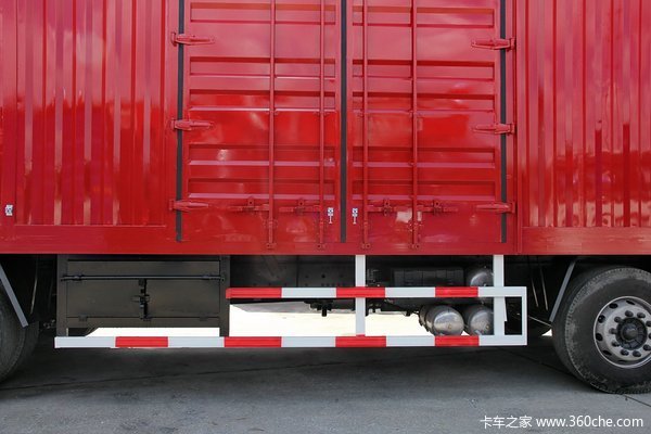 东风柳汽 霸龙 240马力 6X2 9.6米厢式载货车(LZ1250M5CAT)外观图（67/87）