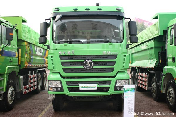 陕汽 德龙新M3000 336马力 8X4 新型渣土车(SX3316HR326)外观图