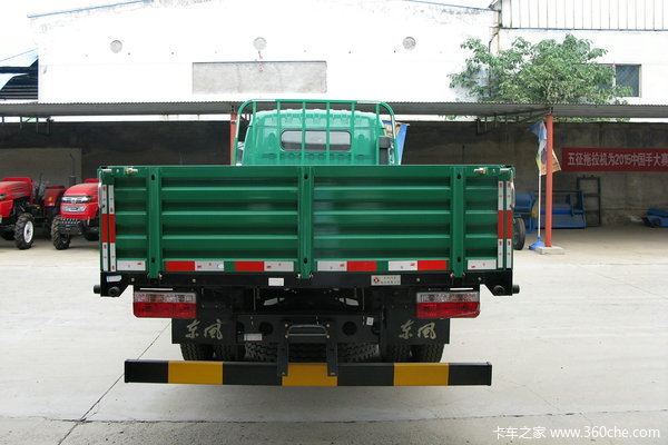 东风 多利卡L 150马力 4X2 5.18米排半栏板载货车(DFA1090L13D4)外观图（39/42）