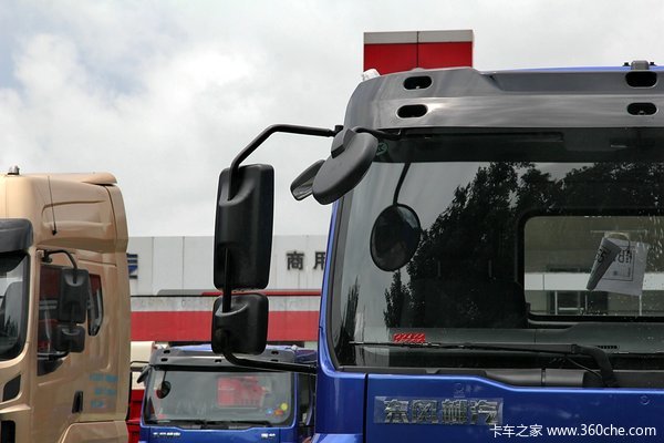 东风柳汽 乘龙中卡 170马力 4X2 7.65米厢式载货车底盘(LZ5166XXYM3AA)外观图（14/66）