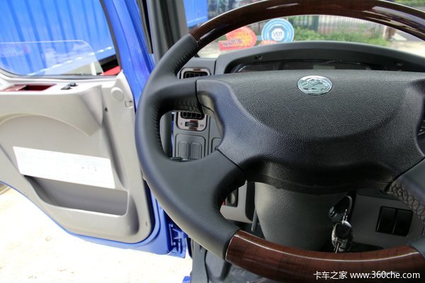 东风柳汽 乘龙中卡 170马力 4X2 7.65米厢式载货车底盘(LZ5166XXYM3AA)驾驶室图（12/54）