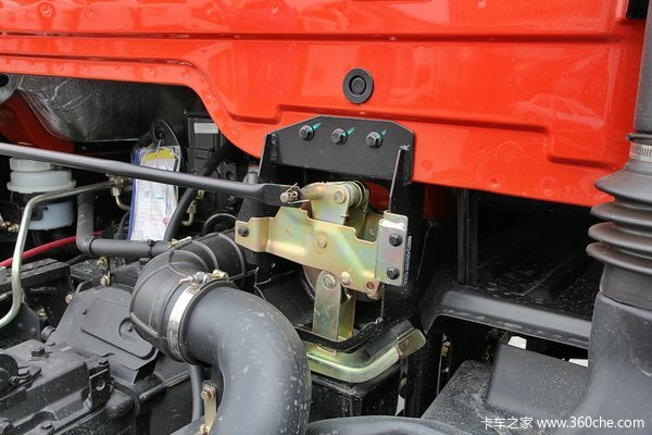 东风 天锦中卡 160马力 4X2 7.7米排半厢式载货车底盘(DFL5160XXYBX2A1)底盘图（67/87）