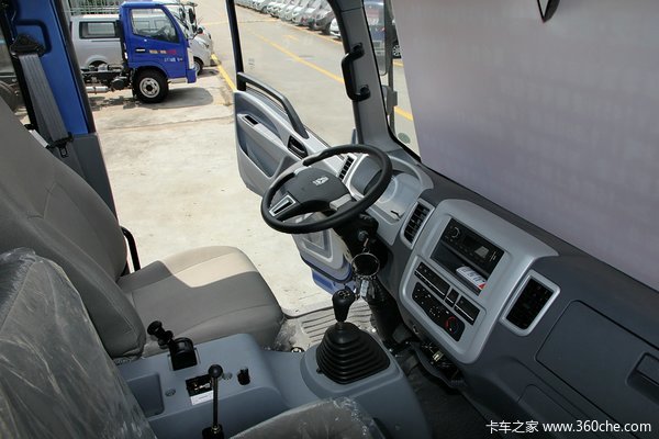 中国重汽 豪曼 115马力 4X2 3.85米自卸车驾驶室图（42/49）