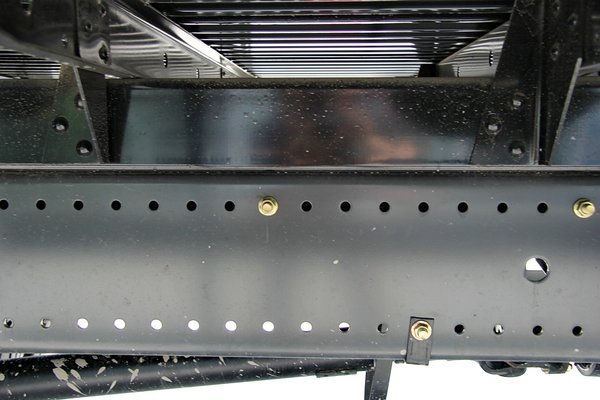 东风多利卡D9 160马力 4X2 6.8米栏板载货车(DFA1161L10D7)底盘图（19/27）