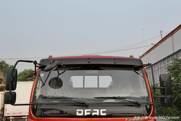 东风 多利卡L 150马力 4X2 5.18米排半栏板载货车(DFA1090L13D4)外观图（10/42）