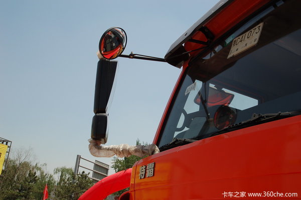 红岩 特霸重卡 266马力 6X4 自卸车(CQ3254SMG384)外观图（3/11）