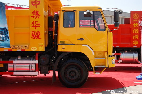 红岩 金刚重卡 290马力 6X4 自卸车(CQ3254SMG324)外观图（5/10）