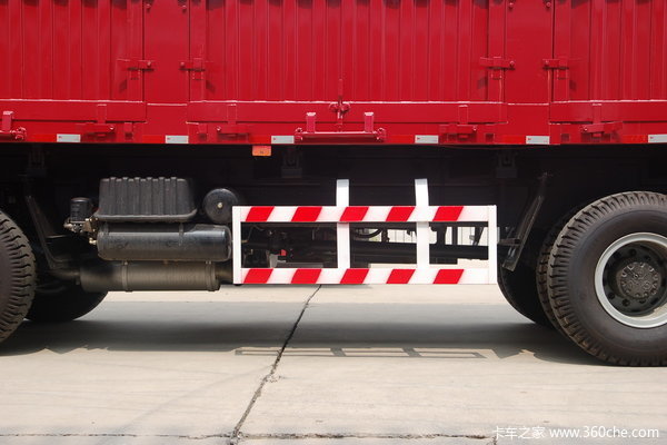 陕汽 德龙F2000重卡 336马力 8X4 自卸车(加长平顶)(SX3315NR406)底盘图