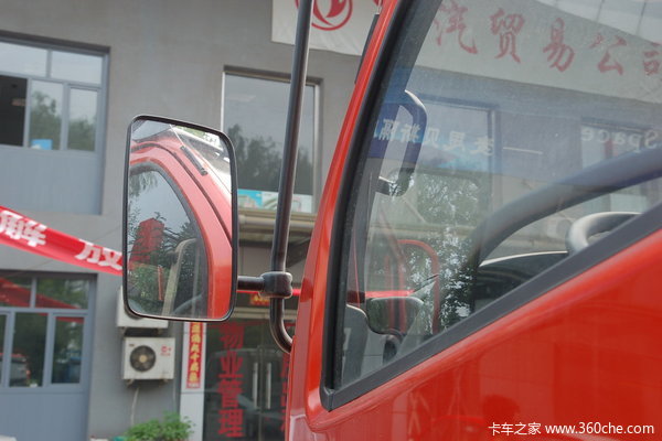 东风 康霸中卡 140马力 4X2 栏板载货车(带卧铺)(EQ1120GZ12D6)外观图（12/15）