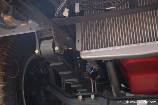 青岛解放 赛龙III中卡 160马力 4X2 排半栏板载货车(CA1127PK2EA80)底盘图（13/14）