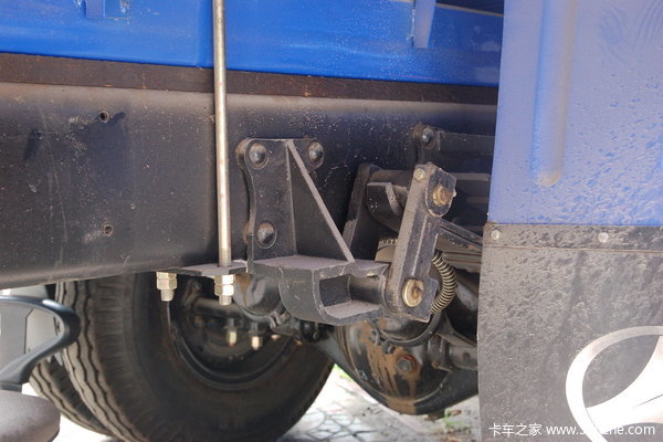 北京 旗铃 120马力 4X2 5.2米单排栏板载货车(BJ1065P1U62)底盘图（19/20）