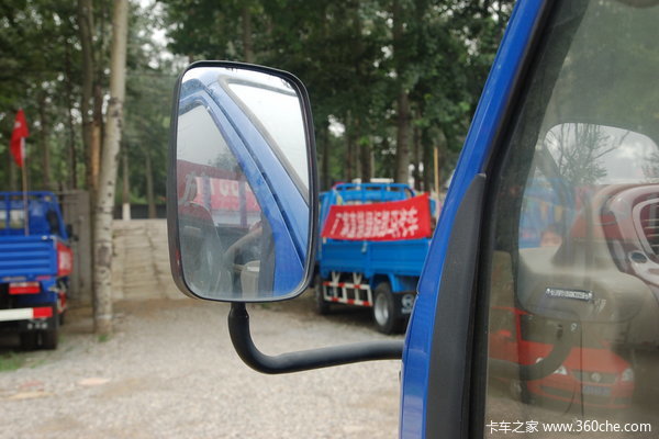 北京 旗铃 120马力 4X2 5.2米单排栏板载货车(BJ1065P1U62)外观图（10/15）