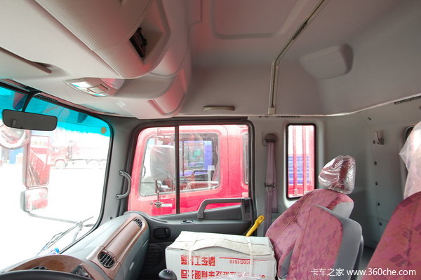 江淮 格尔发A5系列中卡 180马力 4X2 栏板载货车(HFC1132KR1K3)驾驶室图（37/45）