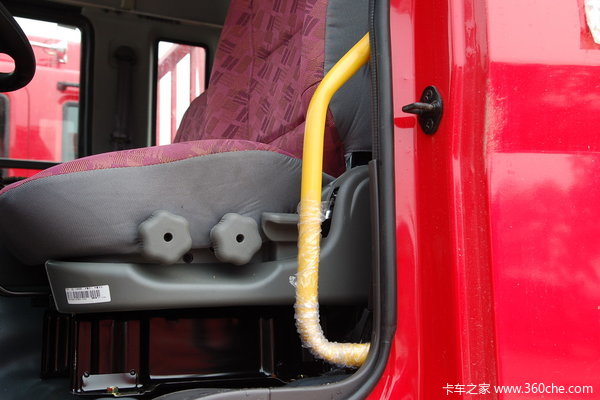 江淮 格尔发A5系列中卡 180马力 4X2 栏板载货车(HFC1132KR1K3)驾驶室图（11/45）