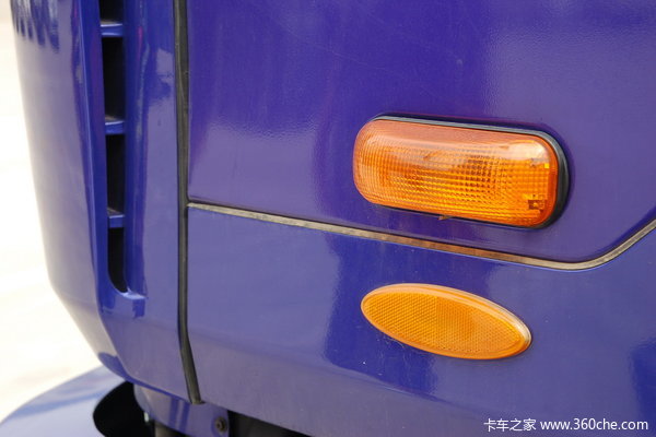 江淮 格尔发A3系列重卡 200马力 6X2 栏板载货车(厢长8.5米)(HFC1201KR1K3)外观图（22/26）