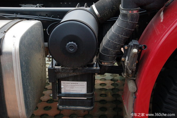 陕汽 德龙F2000重卡 300马力 6X4 自卸底盘车(SX3255DN3841)底盘图（16/29）