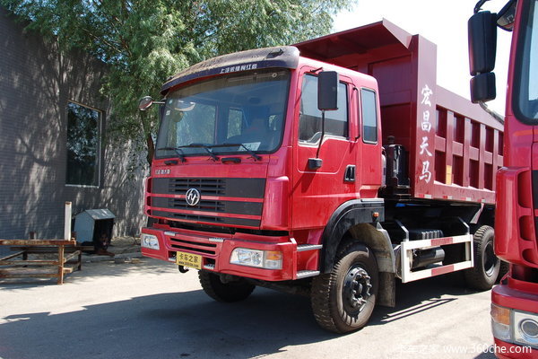 红岩 新大康重卡 290马力 6X4 自卸车(5.4米厢长)(CQ3254TMG384)外观图（20/24）