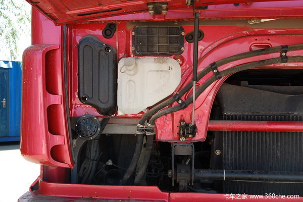 红岩 新大康重卡 290马力 6X4 自卸车(5.4米厢长)(CQ3254TMG384)外观图（14/24）