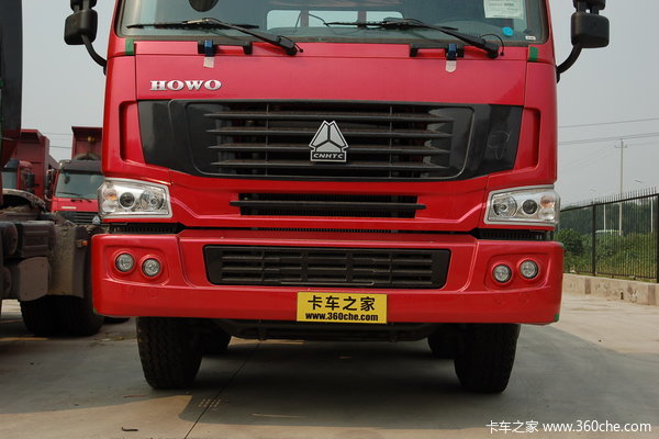 中国重汽 HOWO重卡 290马力 8X4 栏板载货车(ZZ1317M4669V)外观图（5/23）