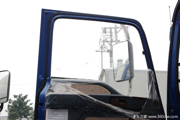 时代瑞沃Ⅱ 140马力 4X2 4.75米单排栏板载货车(2P25P4110Z(Y))驾驶室图（2/45）