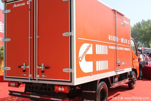 福田欧马可3系 156马力 4X2 5.15米单排厢式载货车(BJ5059VBCEA-FA)上装图（2/5）