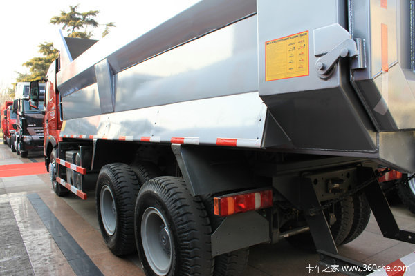 中国重汽 HOWO A7系重卡 340马力 6X4 自卸车(ZZ3257N4147N1)上装图