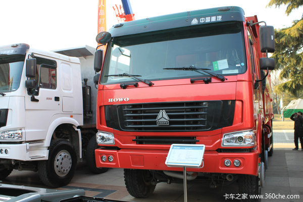 中国重汽 HOWO重卡 336马力 8X4 自卸车(ZZ3317N3067C)外观图