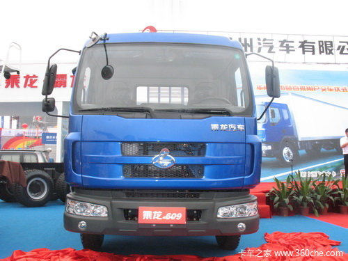 东风柳汽 乘龙中卡 210马力 6X2 仓栅载货车(LZ5252XXYRCS)