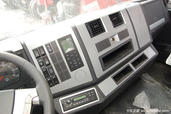 陕汽 德龙F3000重卡 290马力 6X4 自卸车(SX3255DN3841)驾驶室图（16/21）