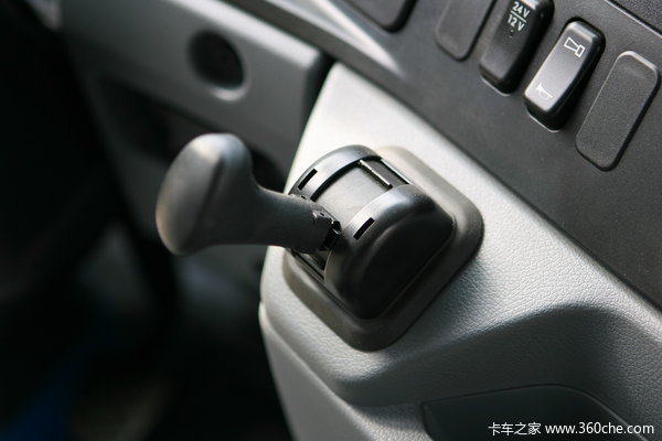 奔驰 Axor重卡 280马力 4X2 专用车(底盘)驾驶室图（11/24）