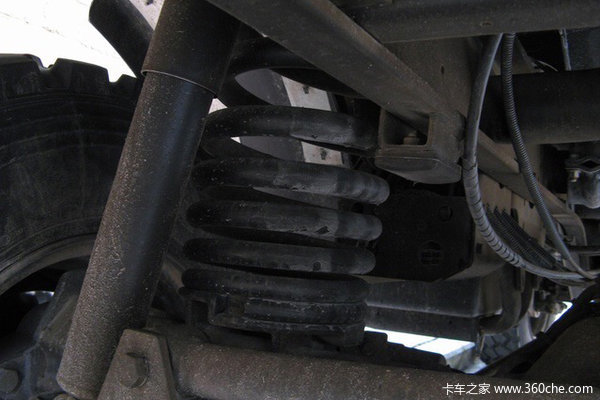 奔驰 Unimog系列 178马力 4X4 越野卡车(型号U4000)底盘图（5/7）